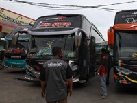 Bukan Cuma Waralaba, Operator Bus Berdarah-Darah Bertumbangan