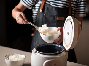Cara Membersihkan Rice Cooker, Tips Nasi Tetap Wangi dan Tidak Cepat Basi