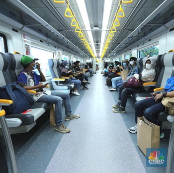 Bak KRL, Naik Kereta Bandara Kini Cuma Bayar Rp 5.000
