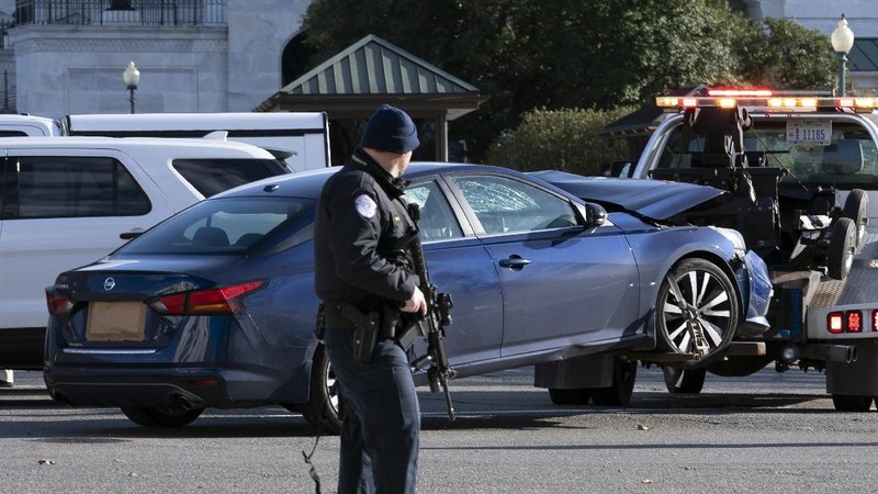 The car that crashed into a barrier on Capitol Hill is seen near the Senate side of the U.S. Capitol in Washington, Friday, April 2, 2021. (AP Photo/Carolyn Kaster)