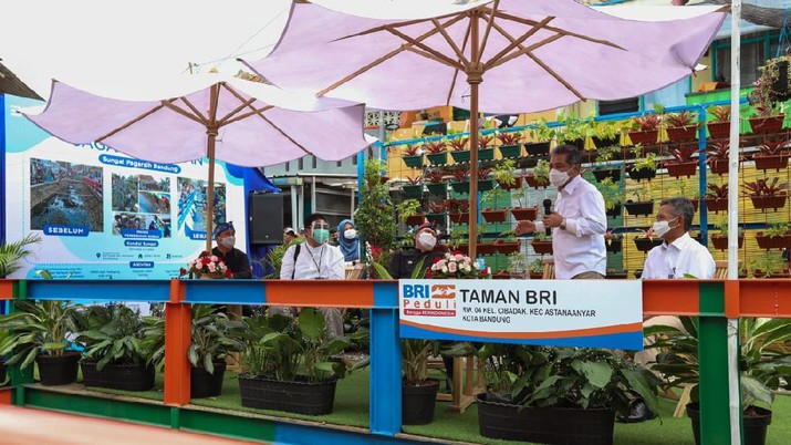 BRI berkomitmen ikut berkontribusi mengurangi dampak negatif perubahan iklim melalui penyaluran pembiayaan berbasis nilai lingkungan, sosial dan tata kelola.
