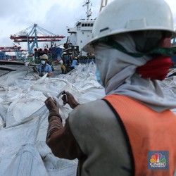 DPR Minta Pemerintah Bayar Piutang ke Pupuk Rp17,47 Triliun