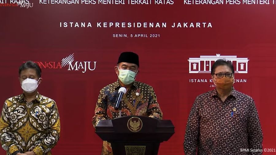 Menko PMK, Muhadjir Effendy Saat Memberikan Keterangan Pers Para Menteri terkait Rapat Terbatas (Tangkapan Layar Youtube Sekretariat Presiden)