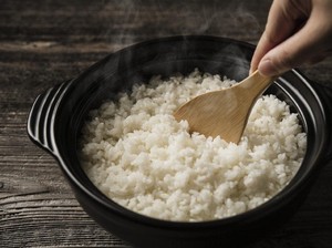 Konon Bisa Jadi Pelet Pria! Ini Mitos Nasi Kangkang yang Bikin Heboh