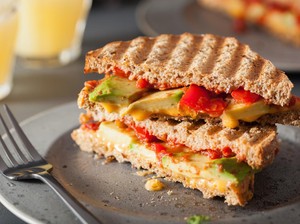 Konsumsi 5 Kombinasi Makanan Ini Agar Nutrisinya Lebih Maksimal