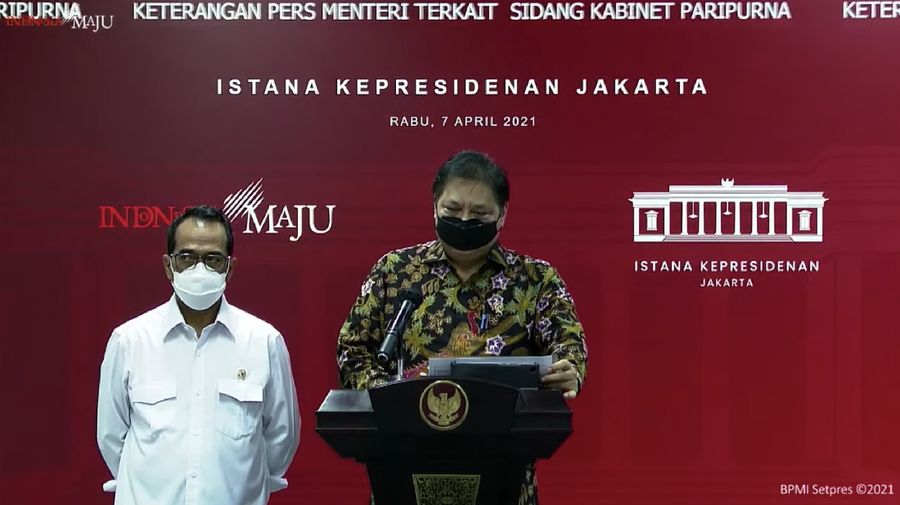 Menko Perekonomian Airlangga Hartarto Memberikan Keterangan Pers Menteri terkait Hasil Sidang Kabinet Paripurna, Kantor Presiden, 7 April 2021. (Tangkapan Layar Youtube Sekretariat Presiden)