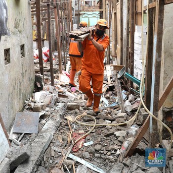 Kawasan Langganan Banjir DKI 'Disulap' Jadi Rumah Panggung
