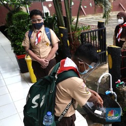 BLT Anak Sekolah Rp 4,4 Juta Cair, Ini Cara Cek Penerimanya