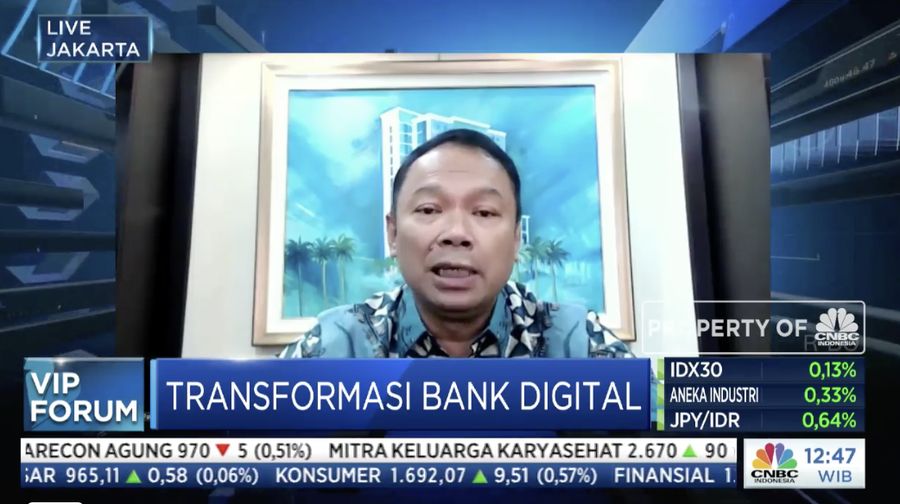 Direktur Utama Bukopin Rivan A. Purwantono dalam acara VIP Forum bertajuk 