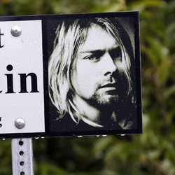 Gokil, 6 Helai Rambut Kurt Cobain Terjual Lebih Rp 200 Juta!