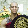 Potret Paing Takhon, Aktor Ganteng Myanmar Ditangkap Junta
