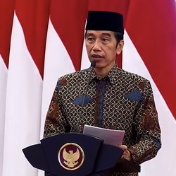 Halo Pengusaha! Jokowi Titip Pesan, Jangan Lupa Bayar THR!