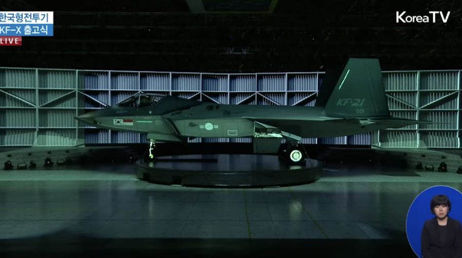 Upacara pelepasan pesawat tempur Korea KF-21 Boramae. (Tangkapan Layar Youtube KTV국민방송)