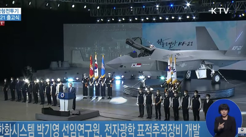 Upacara pelepasan pesawat tempur Korea KF-21 Boramae. (Tangkapan Layar Youtube KTV국민방송)