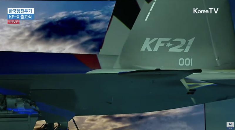 Upacara pelepasan pesawat tempur Korea KF-21 Boramae. (Tangkapan Layar Youtube KTV국민방송) Upacara pelepasan pesawat tempur Korea KF-21 Boramae. (Tangkapan Layar Youtube KTV국민방송)