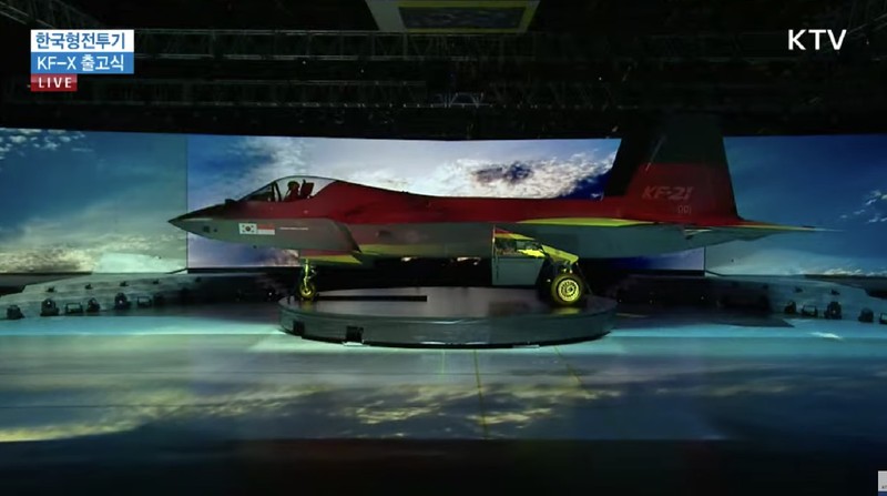 Upacara pelepasan pesawat tempur Korea KF-21 Boramae. (Tangkapan Layar Youtube KTV국민방송)