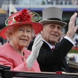Prince Philip Menunggu Setahun di Brankas Demi Ratu Elizabeth