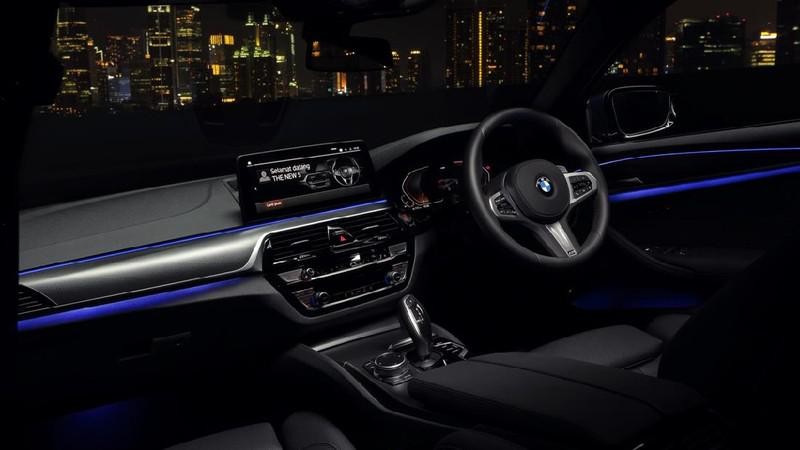 BMW Indonesia resmi memperkenalkan mobil sedan bisnis terbaru mereka BMW 520i M Sport dan BMW 530i Opulence. (Dok: BMW)