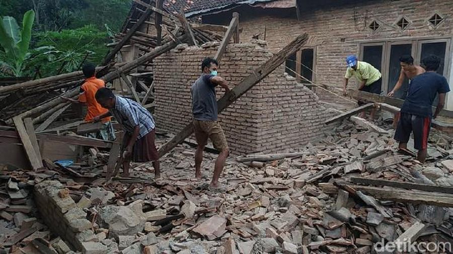 Foto/ Gempa Malang/ Detikcom