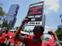 Markas 'Dikepung' Pekerjanya, KFC Ambil Langkah Tak Diduga!