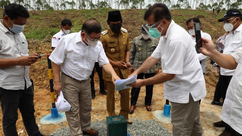 Kunjungan Kerja Menteri PPN/Kepala Bappenas ke titik nol pembangunan dan titik lokasi Istana Negara di IKN, Penajam Paser Utara, Kalimantan Timur. Ist