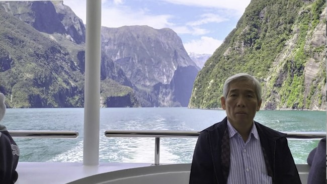 Lo Kheng Hong Lego Saham Sawit Grup Salim (SIMP), Ada Apa?