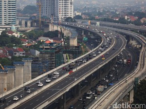 Siap-siap! Tarif Tol Jakarta-Cikampek & Jalan Layang MBZ Bakal Naik