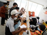 Ini Deretan Bansos dari Jokowi yang Bakal Cair di Bulan Mei