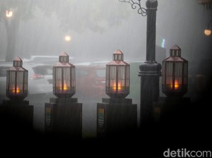 Prakiraan Cuaca Bandung 2 Januari 2026: Sejuk dan Berpotensi Hujan