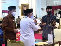 Ketua Baznas Minta Jokowi Keluarkan Aturan Zakat PNS 2,5%