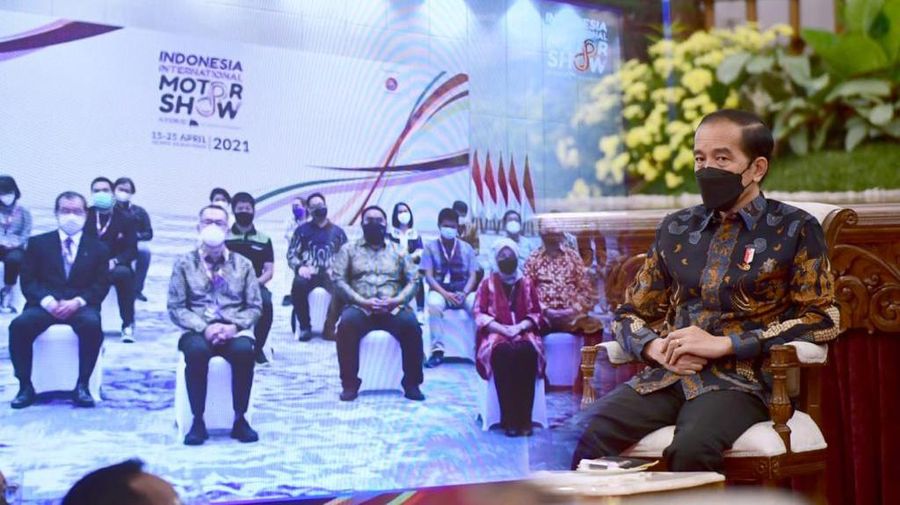 Pembukaan pameran otomotif Indonesia International Motor Show Hybrid 2021, 15 April 2021. Dok: Biro Pers Sekretariat Presiden