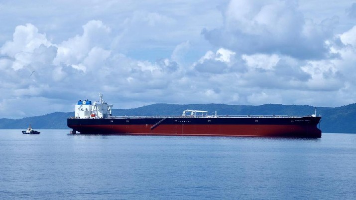 Tanker raksasa VLCC Pertamina PRIDE siap salurkan minyak. Dok: Pertamina