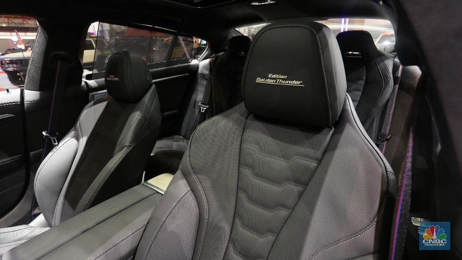 BMW 840i Gran Coupe Golden Thunder. CNBC Indonesia/Andrean Kristianto