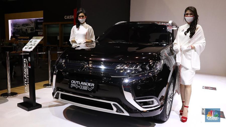 Toyota Prius PHEV. CNBC Indonesia/Andrean Kristianto