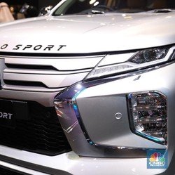 Cuma Tersedia Tipe Ini, Diler Banting Harga Mobil Mitsubishi