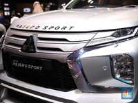 Cuma Tersedia Tipe Ini, Diler Banting Harga Mobil Mitsubishi