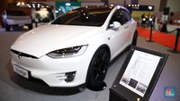 Mabuk & Nyalakan Autopilot Tesla, Ujungnya Kecelakaan Maut