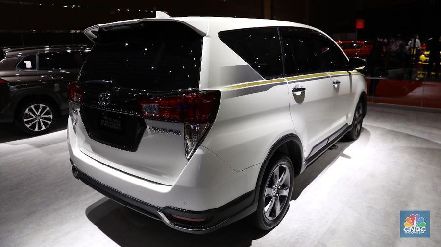 Toyota Kijang Innova Venturer Limited Edition. ²©²ÊÍøÕ¾/Andrean Kristianto