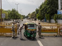 Gak Cuma India, Covid di Negara-negara Ini Naiknya Ngeri!