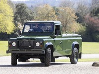 Potret Gagah Land Rover Hijau dalam Pemakaman Pangeran Philip