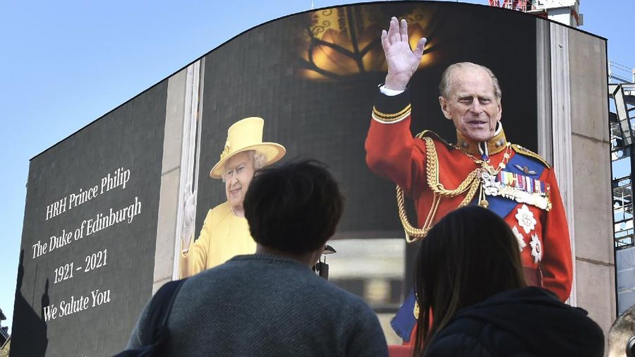 The coffin arrives at St George's Chapel for the funeral of Britain's Prince Philip inside Windsor Castle in Windsor, England, Saturday, April 17, 2021. Prince Philip died April 9 at the age of 99 after 73 years of marriage to Britain's Queen Elizabeth II. (Justin Tallis/Pool via AP)