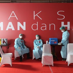 Saham Emiten Farmasi Ngamuk! KAEF-IRRA dkk Terbang Tinggi