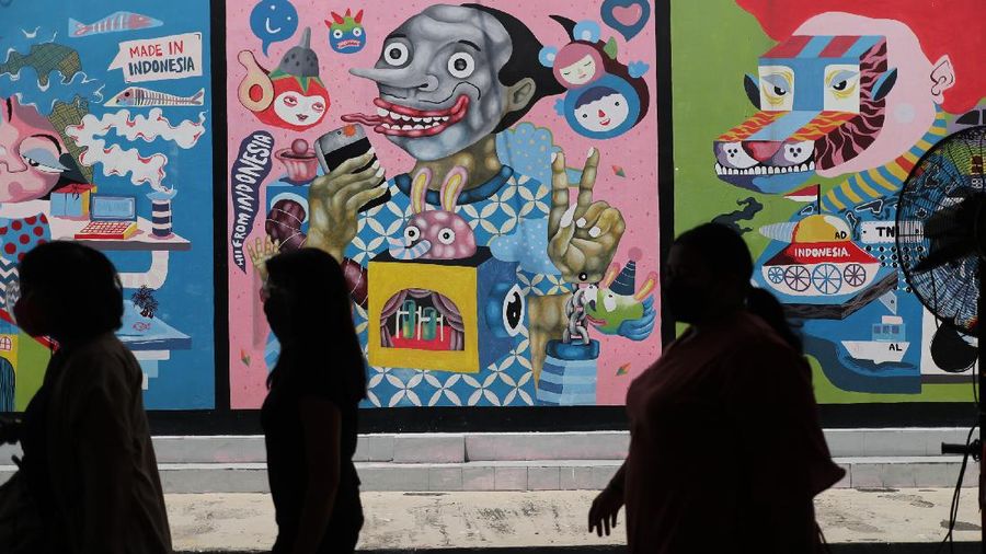 Jokowi Tinjau Vaksinasi Seniman dan Budayawan, Galeri Nasional Indonesia (Youtube BPMI)