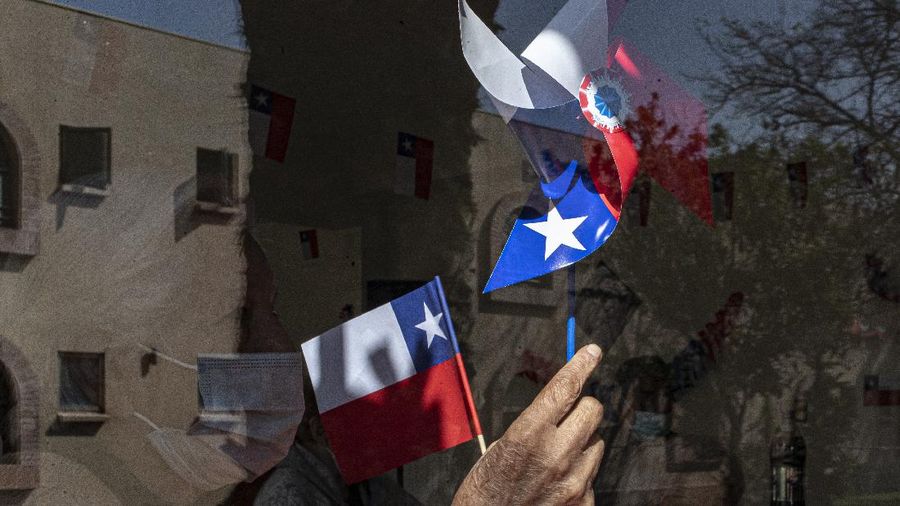 APTOPIX Virus Outbreak Chile