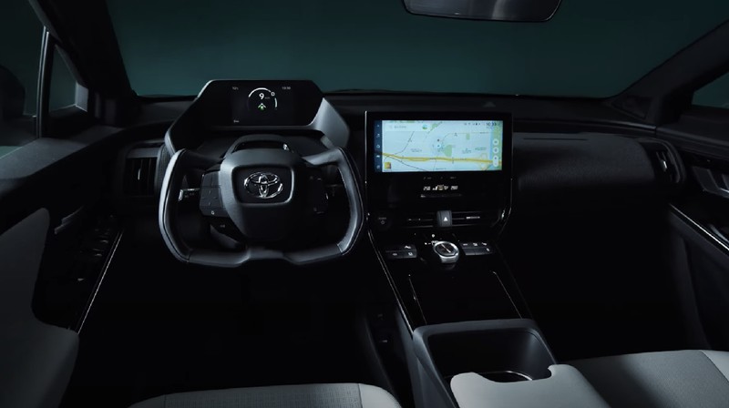 Toyota resmi memperkenalkan konsep SUV listrik bernama Toyota bZ4X (Toyota)