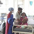 Sedihnya India: Tsunami Covid-19 Datang, Rumah Sakit Terbakar