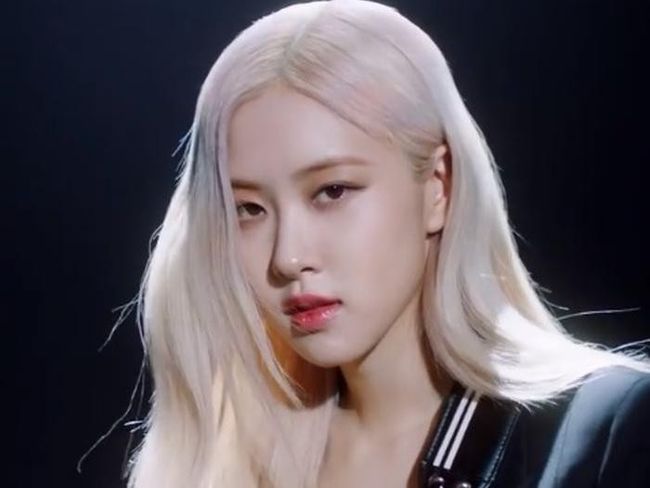 Daebak Rose Blackpink Cetak Sejarah Di Dunia Musik Korea Daebak Rose Blackpink Cetak Sejarah Di Dunia Musik Korea
