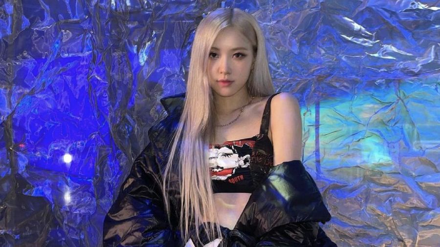 rose blackpink (Via InsertLive)