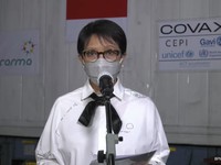 Siang-Malam Retno Geber Diplomasi Demi Kecukupan Vaksin Covid