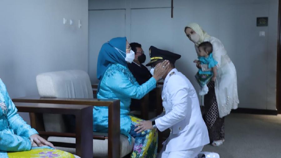 wakil walikota tangsel terpilih minta doa restu sebelum dilantik